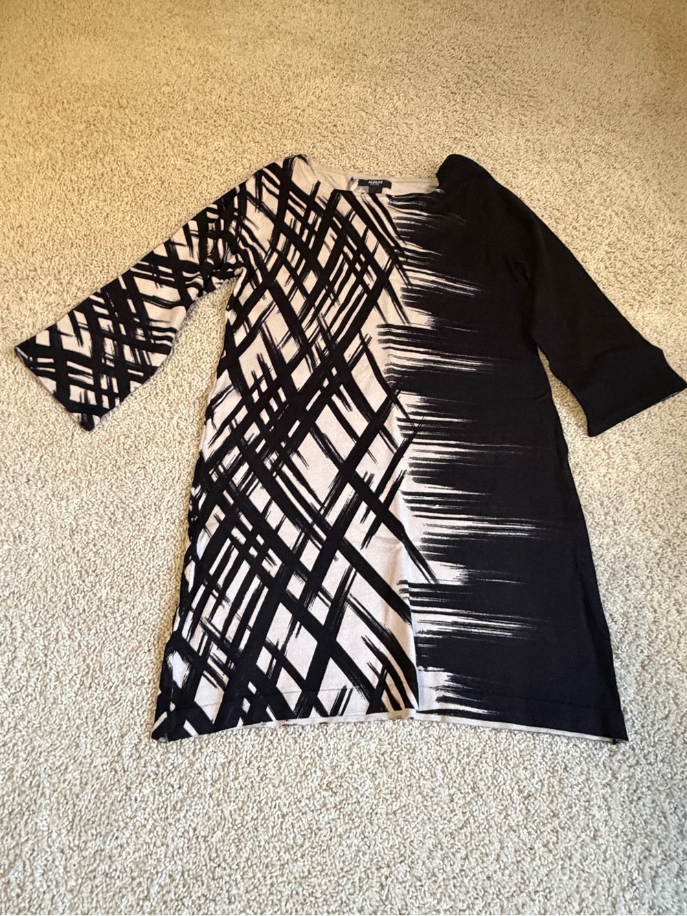 Alfani Black and Cream Brushstroke Shift Dress